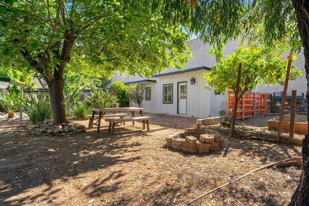 1131 Shamrock Drive Campbell, CA 95008