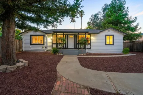 1131 Shamrock Drive
