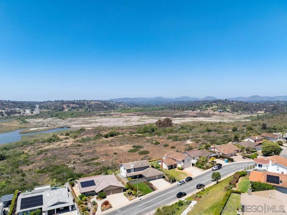 942 Santa Hidalga Solana Beach, CA 92075