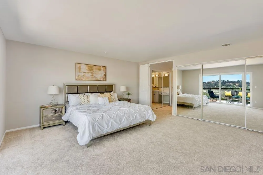 942 Santa Hidalga Solana Beach, CA 92075