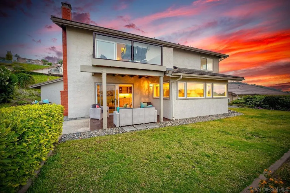 942 Santa Hidalga Solana Beach, CA 92075