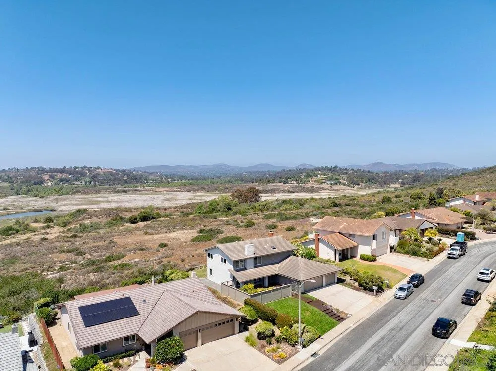 942 Santa Hidalga Solana Beach, CA 92075