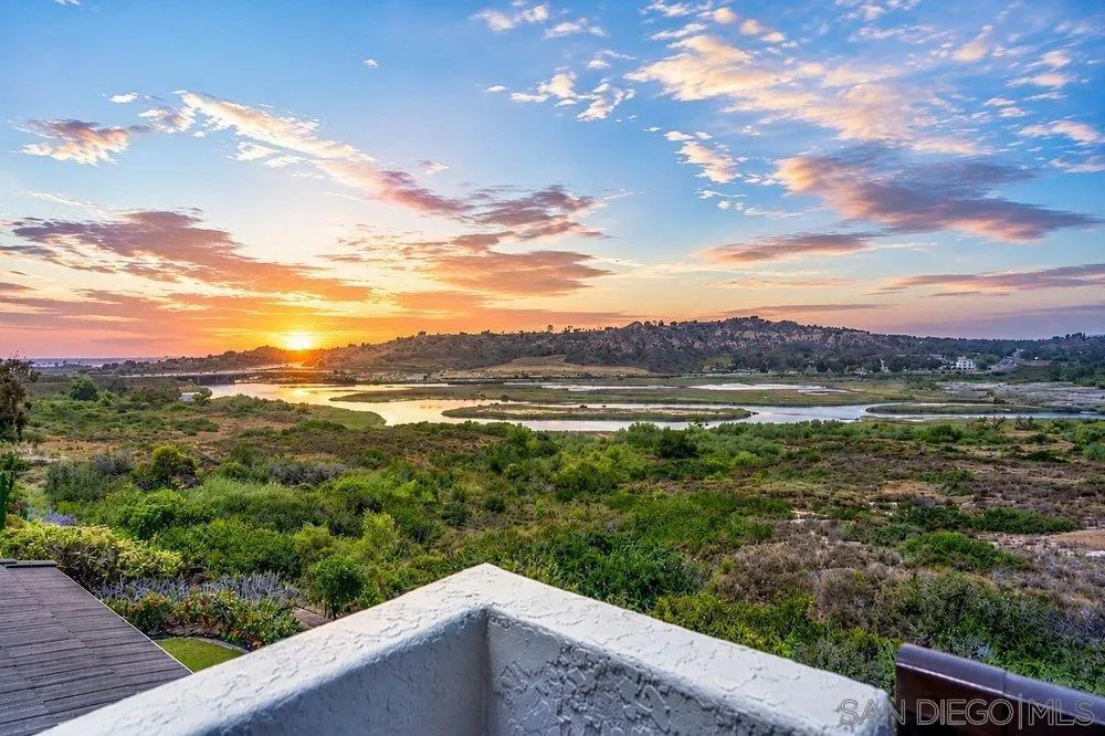 942 Santa Hidalga Solana Beach, CA 92075