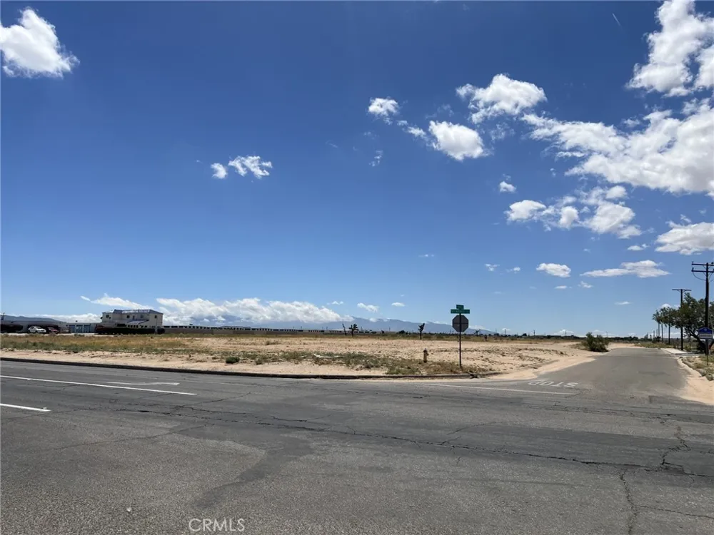 I AVENUE Hesperia, CA 92345