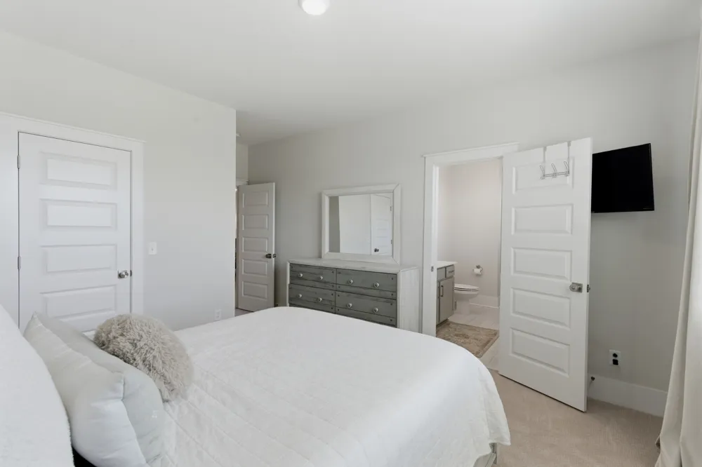 2009 Ellsworth Ln Arrington, TN 37014