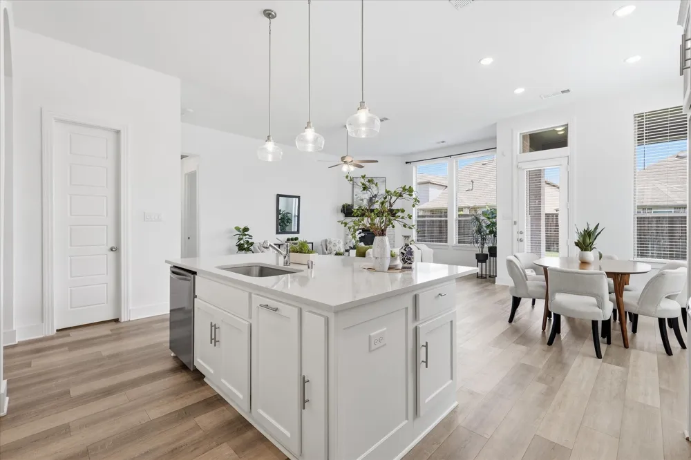 9521 Leisure Pace Lane Oak Point, TX 75068