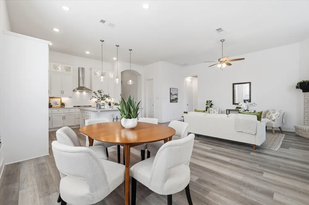 9521 Leisure Pace Lane Oak Point, TX 75068