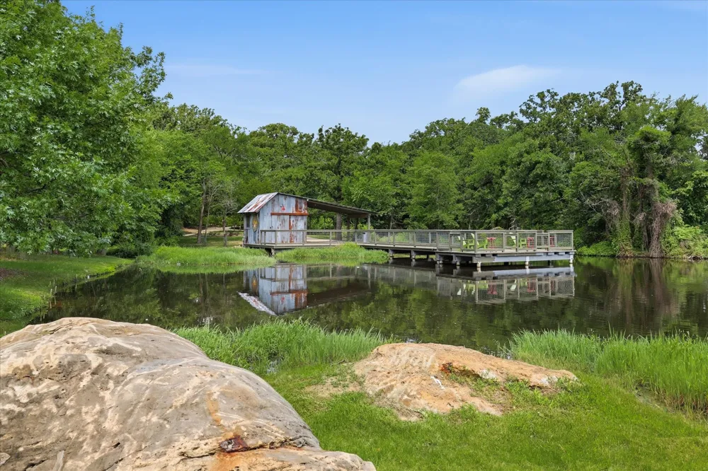9521 Leisure Pace Lane Oak Point, TX 75068