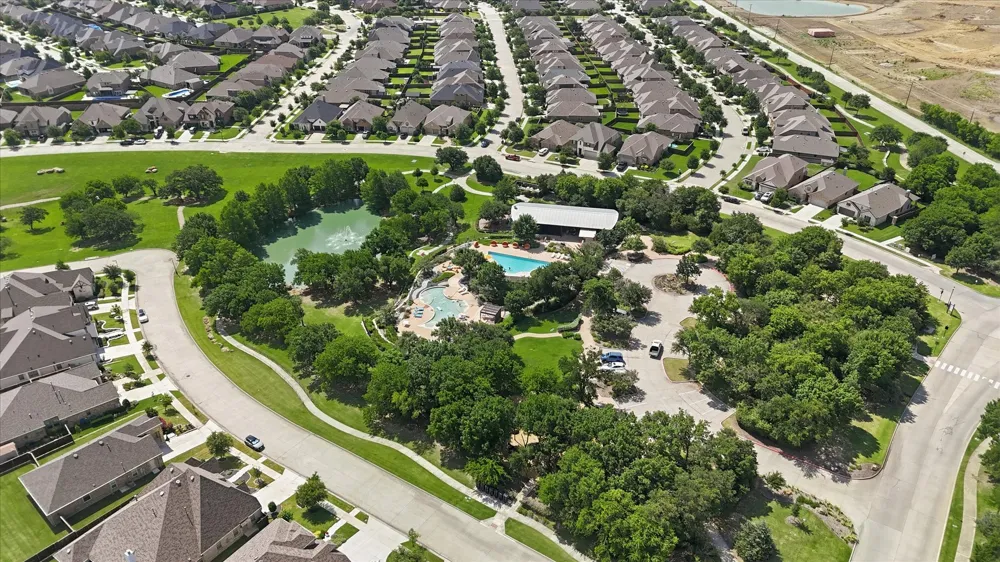 9521 Leisure Pace Lane Oak Point, TX 75068