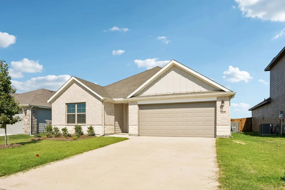 2525 Canadian Way Crandall, TX 75114