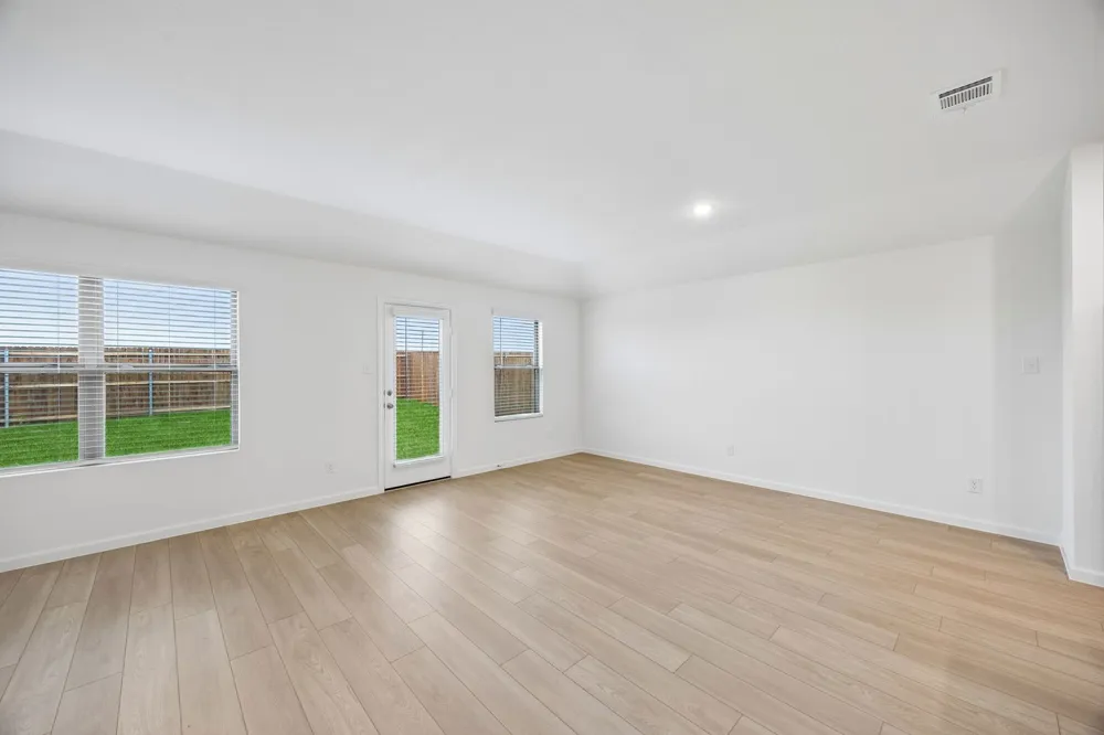2525 Canadian Way Crandall, TX 75114