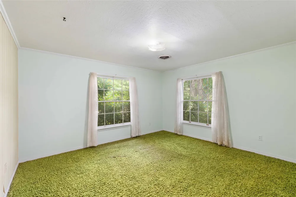 500 E Ham Avenue De Leon, TX 76444