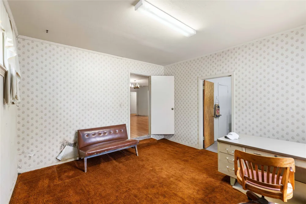 500 E Ham Avenue De Leon, TX 76444
