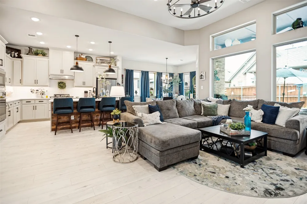 2063 Spotted Fawn Drive Arlington, TX 76005