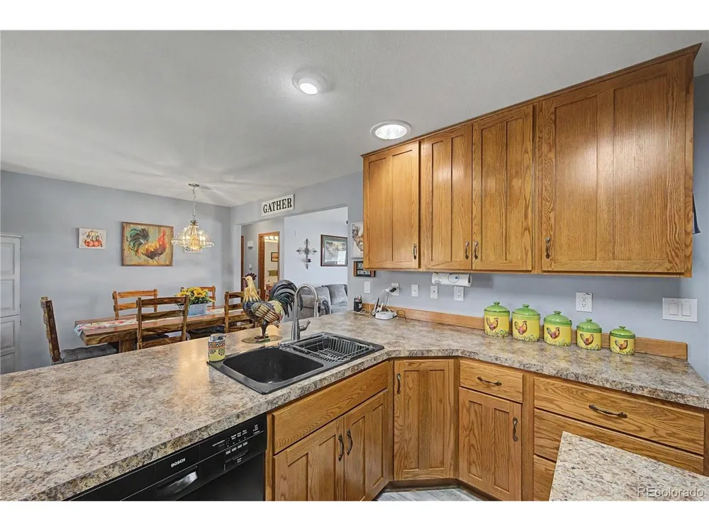63 Kiowa Road Westcliffe, CO 81252