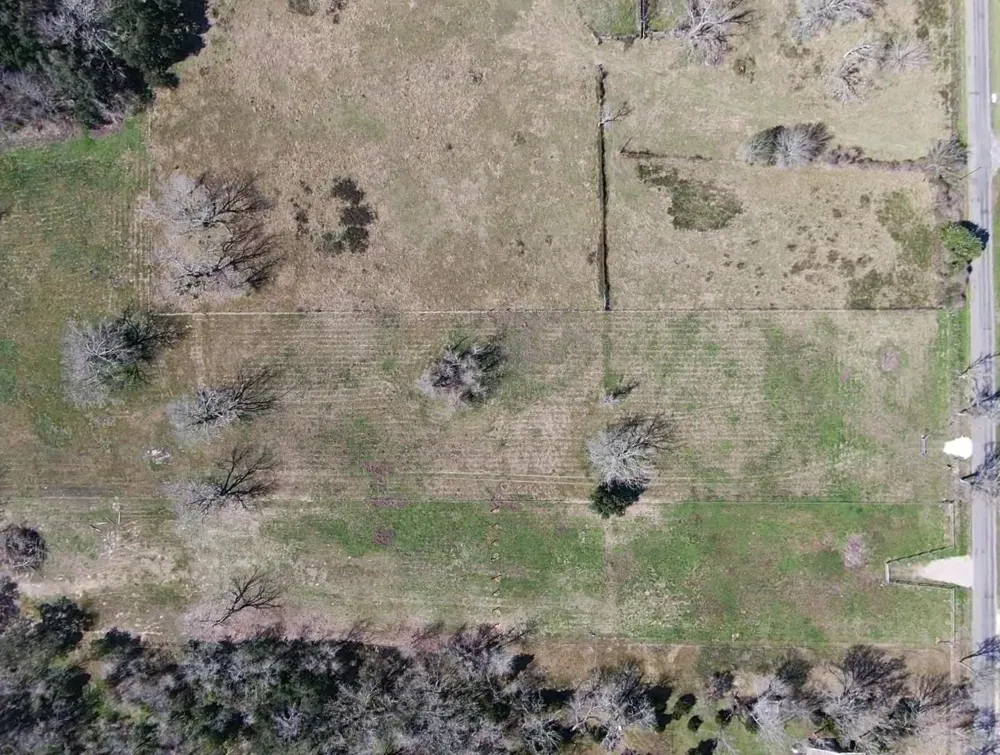 320 W Pleasant Street Brazoria, TX 77422