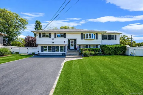 20 Rochelle Court