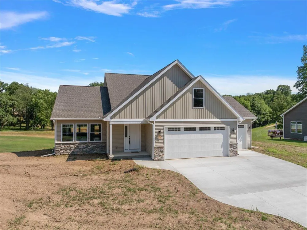 237 Markus Glen Drive Plainwell, MI 49080