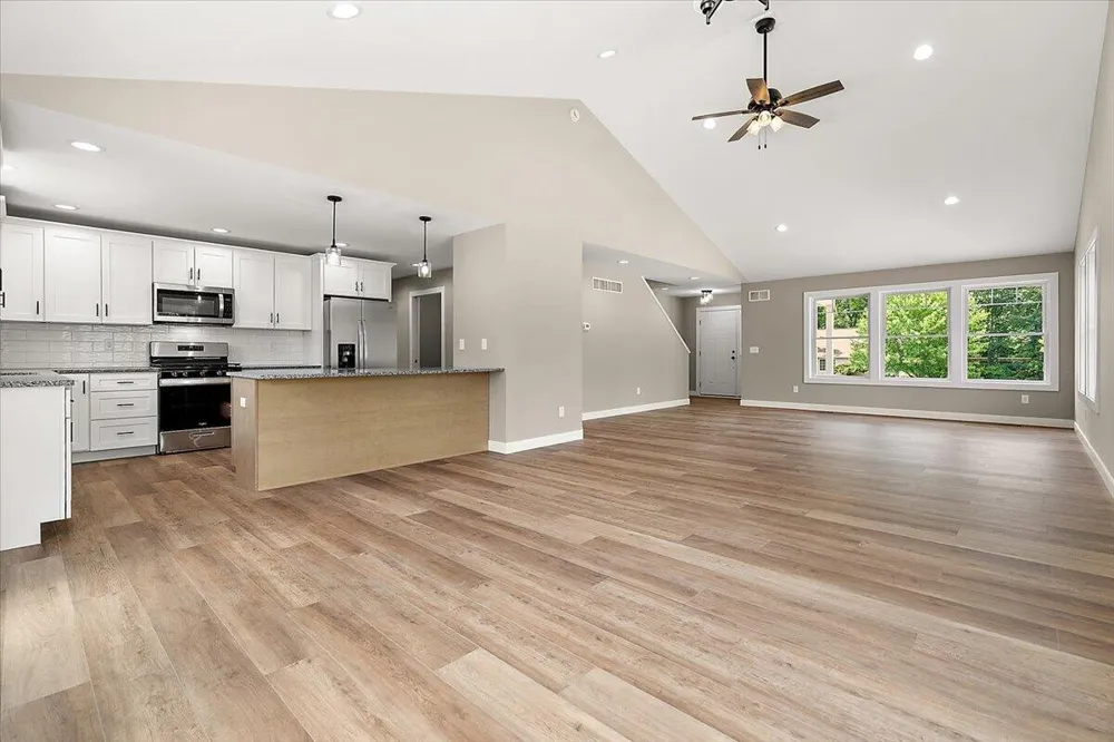 237 Markus Glen Drive Plainwell, MI 49080