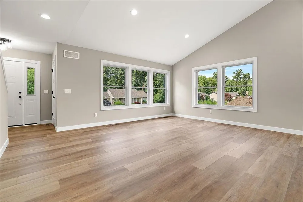 237 Markus Glen Drive Plainwell, MI 49080