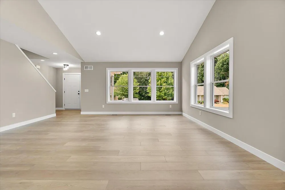 237 Markus Glen Drive Plainwell, MI 49080