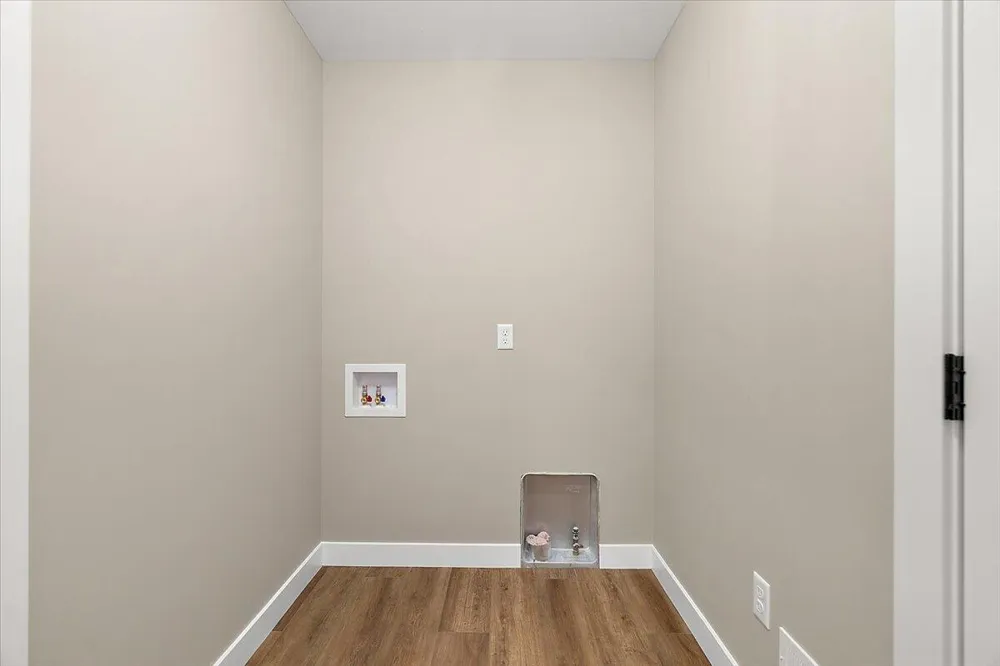 237 Markus Glen Drive Plainwell, MI 49080