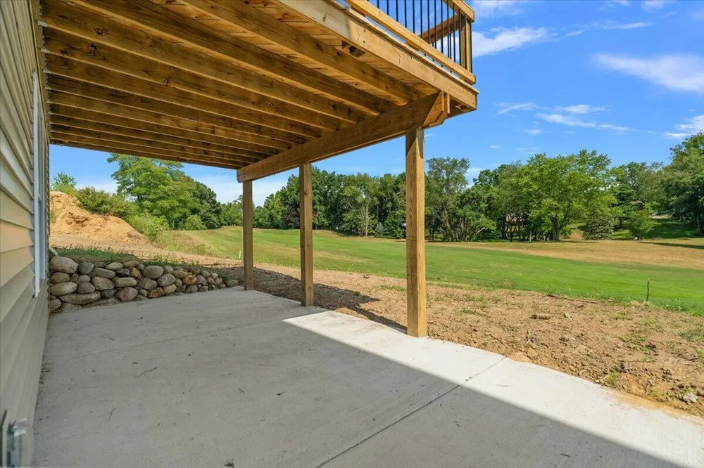 237 Markus Glen Drive Plainwell, MI 49080