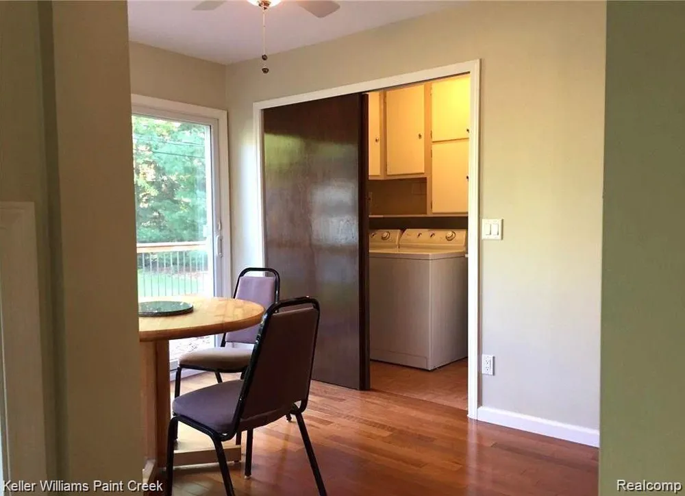 1886 Ruby Avenue Rochester Hills City, MI 48309