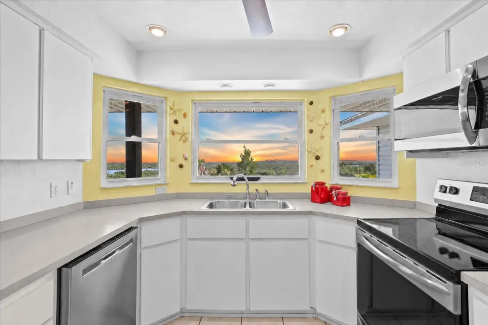 3532 EAGLE NEST DRIVE Hernando Beach, FL 34607