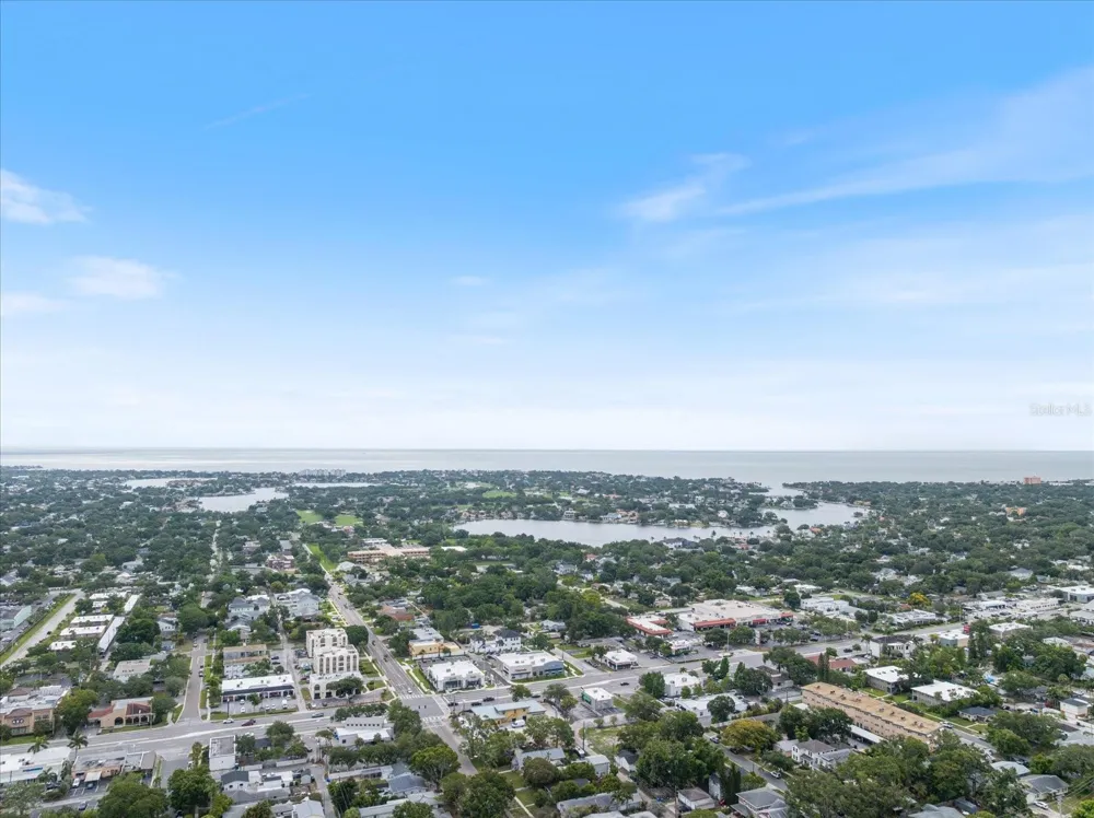 450 32ND AVENUE #106W St Petersburg, FL 33704