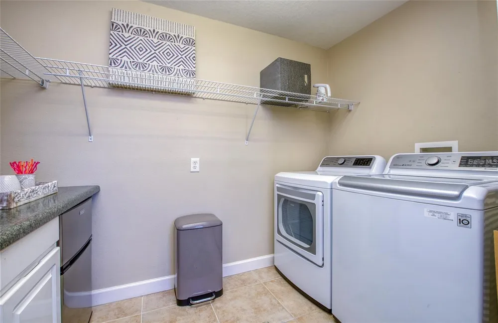 2982 ESTANCIA PLACE Clearwater, FL 33761