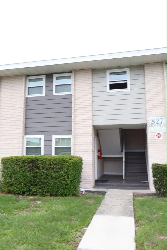 827 SKY LAKE CIRCLE #A Orlando, FL 32809