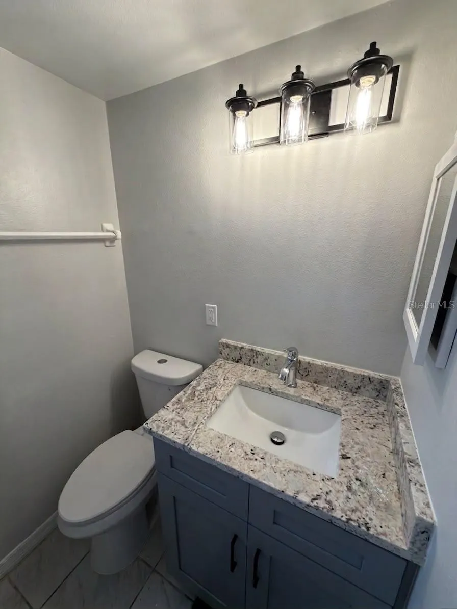 827 SKY LAKE CIRCLE #A Orlando, FL 32809
