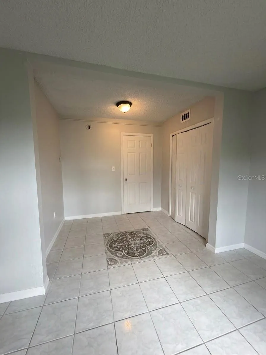 827 SKY LAKE CIRCLE #A Orlando, FL 32809