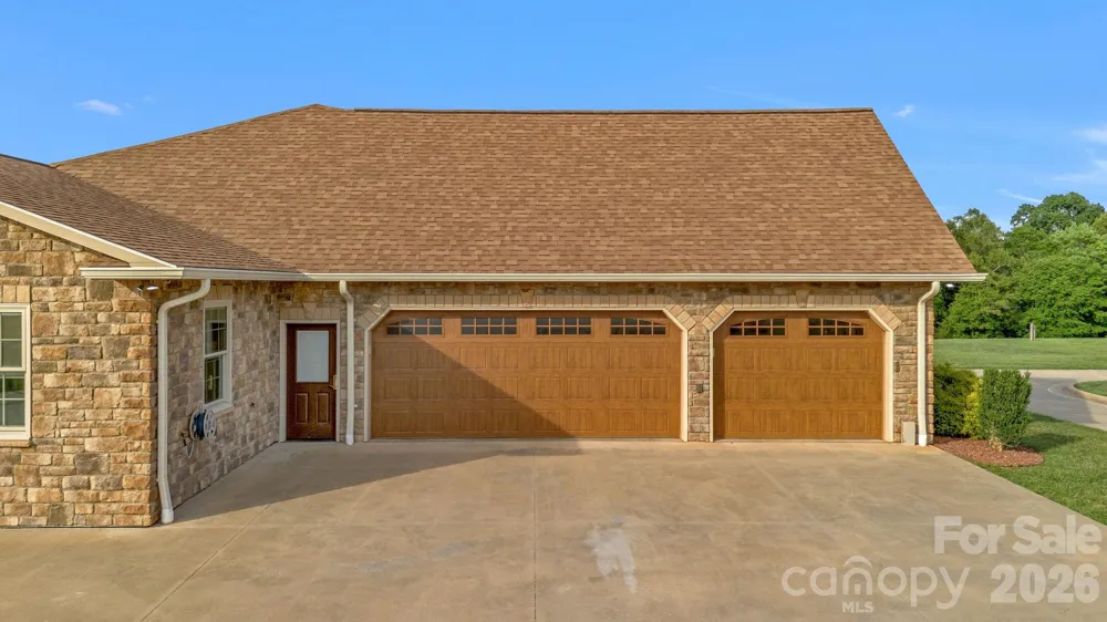 2831 Bethany Ford Road Roaring River, NC 28669
