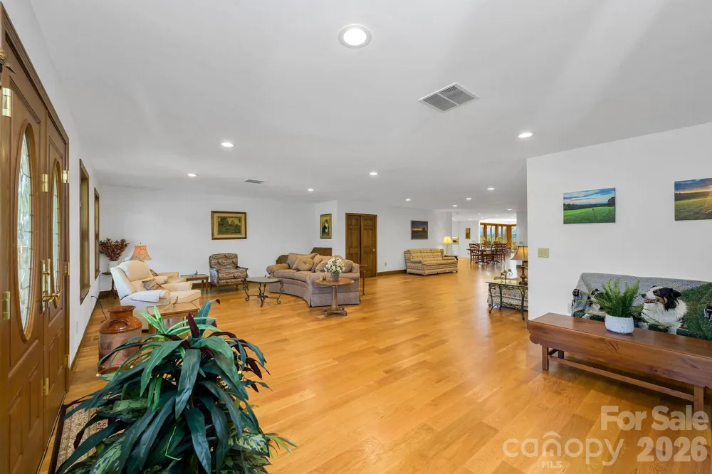 2831 Bethany Ford Road Roaring River, NC 28669