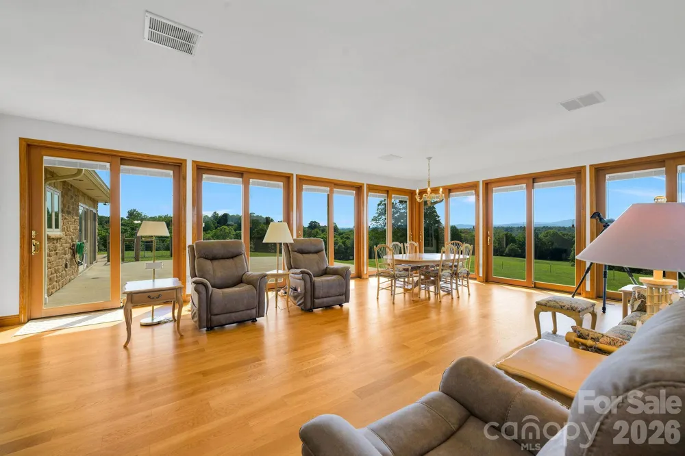 2831 Bethany Ford Road Roaring River, NC 28669