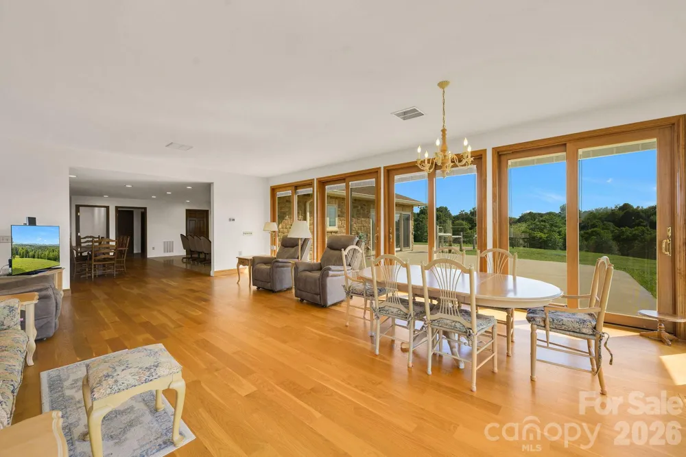 2831 Bethany Ford Road Roaring River, NC 28669