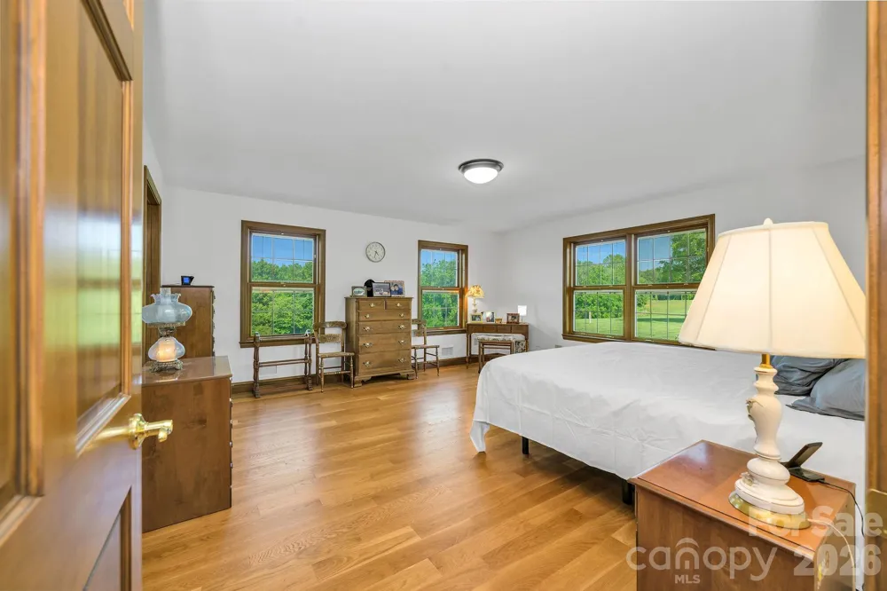 2831 Bethany Ford Road Roaring River, NC 28669