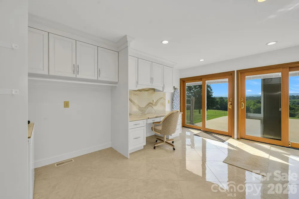 2831 Bethany Ford Road Roaring River, NC 28669
