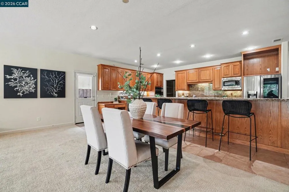 5666 Oakmont Ct Discovery Bay, CA 94505