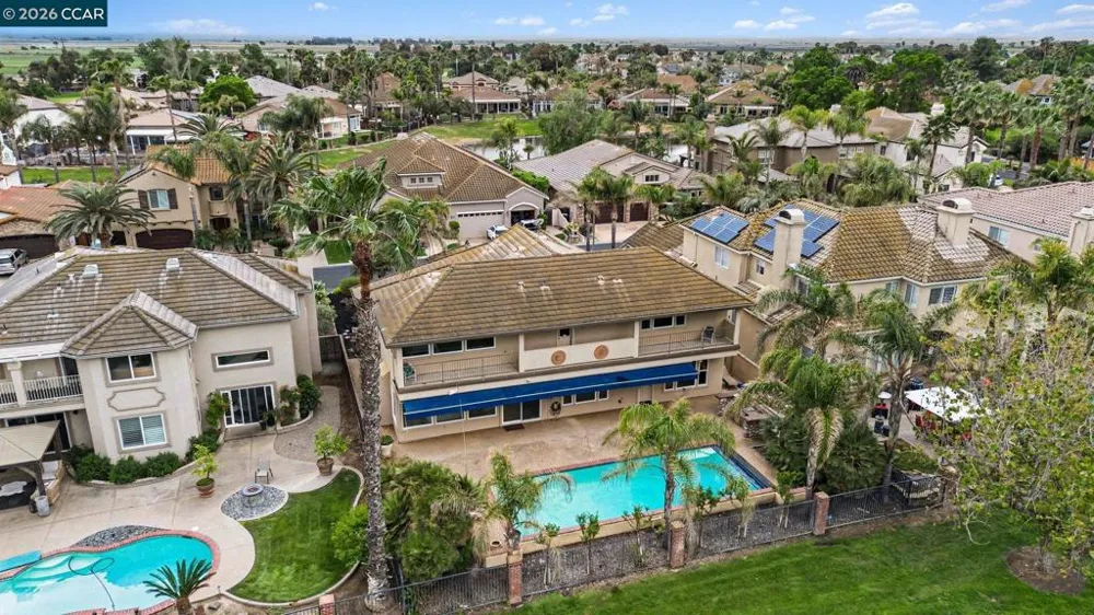 5666 Oakmont Ct Discovery Bay, CA 94505
