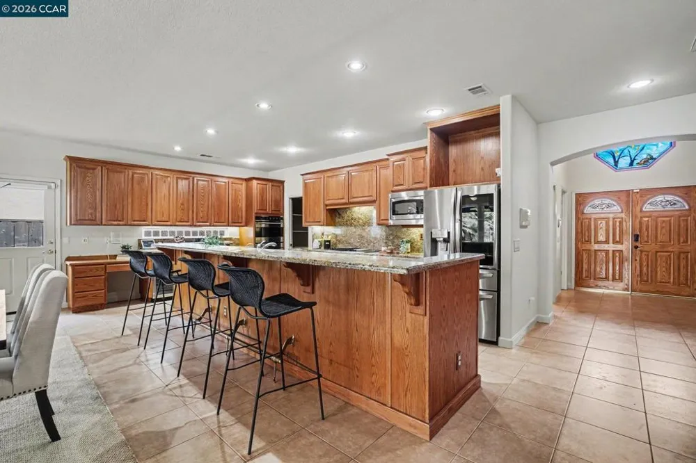 5666 Oakmont Ct Discovery Bay, CA 94505