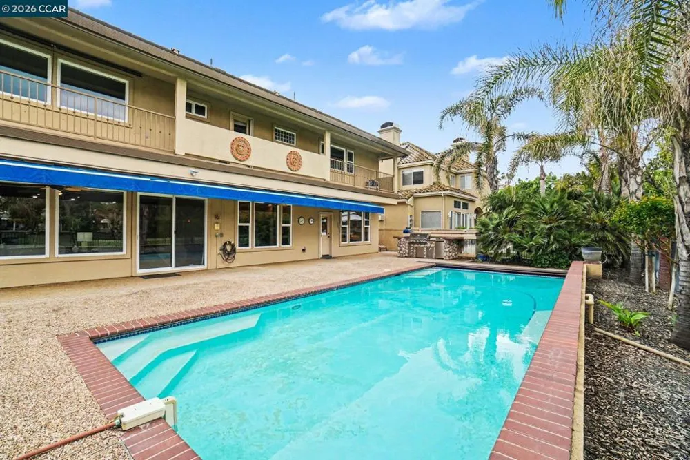 5666 Oakmont Ct Discovery Bay, CA 94505