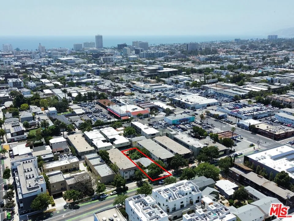 1434 14th Street Santa Monica, CA 90404