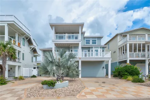 853 Oceanside Drive
