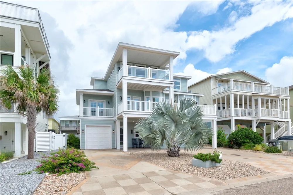 853 Oceanside Drive Port Aransas, TX 78373