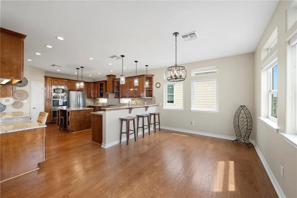 853 Oceanside Drive Port Aransas, TX 78373