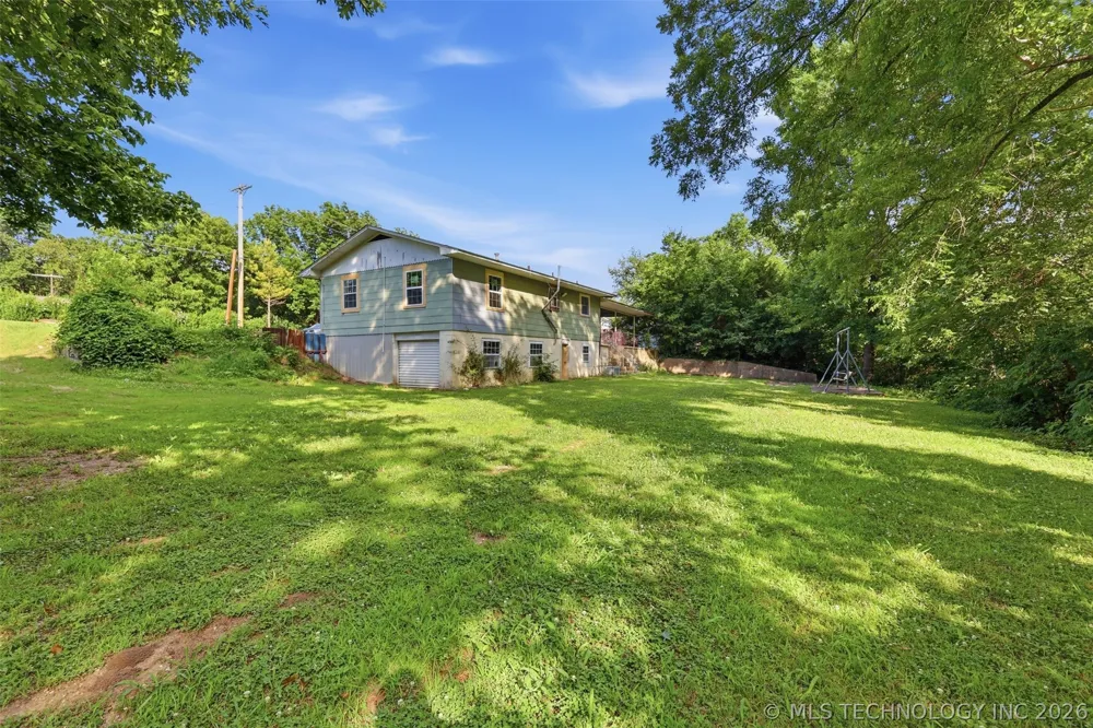 2504 Ahloso Ada, OK 74820