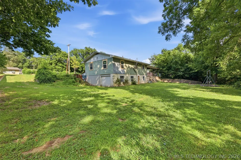 2504 Ahloso Ada, OK 74820